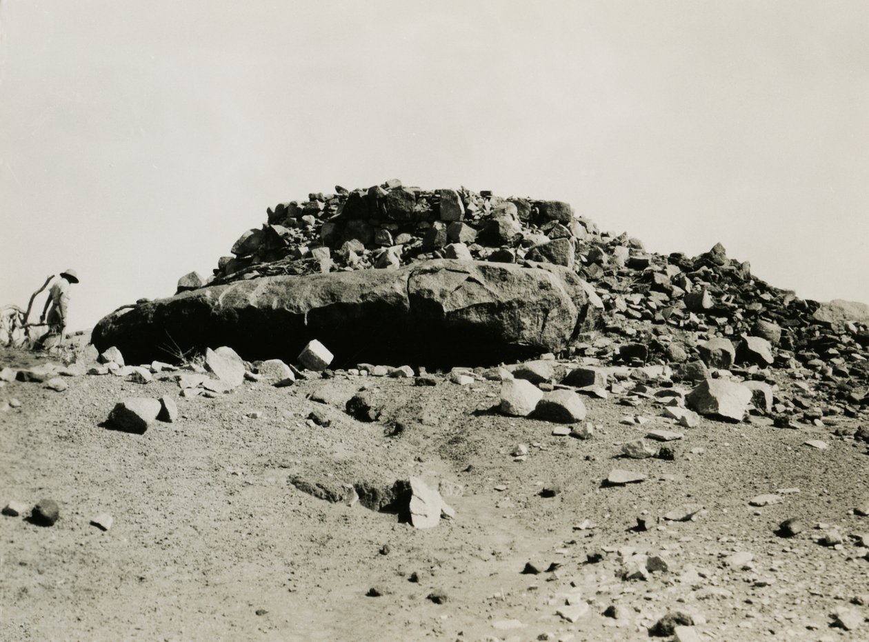 Ruïnes in de regio Goz Regeb, Soedan, foto door Ugo Monneret de Villard, ca 1925 door Ugo Monneret de Villard