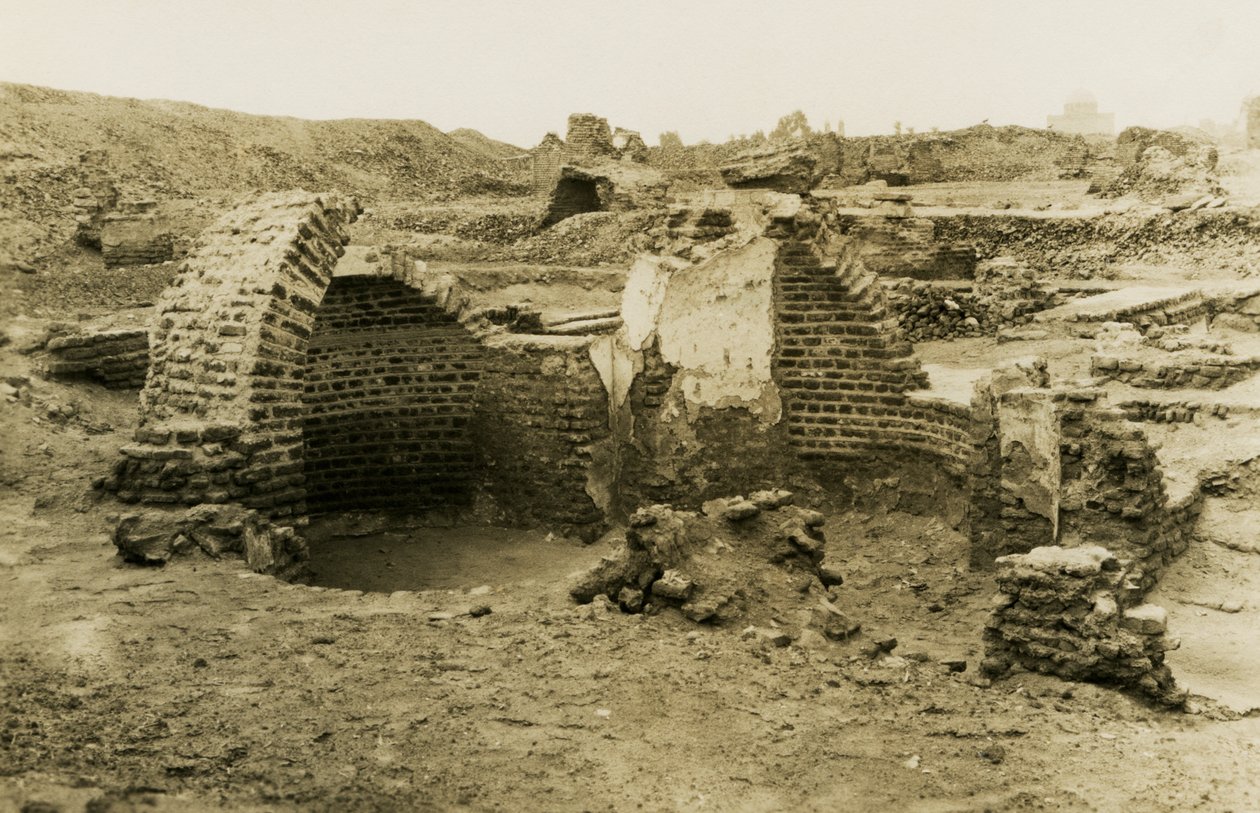 Trilobed gebouw, al-Fustat, Egypte, foto door Ugo Monneret de Villard door Ugo Monneret de Villard