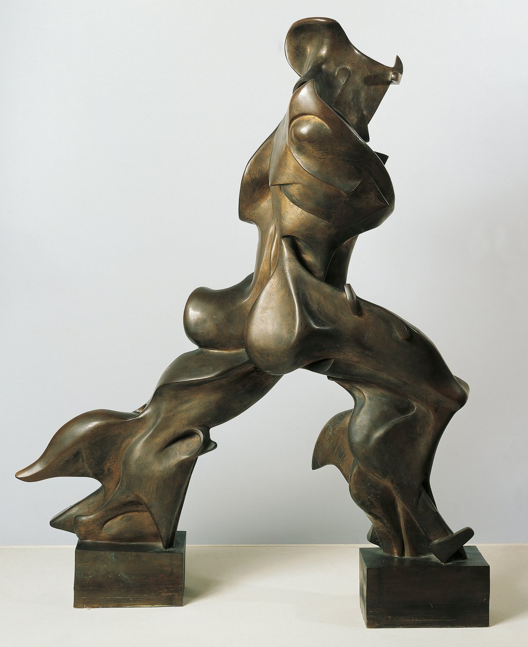 Unieke vormen van continuïteit in de ruimte door Umberto Boccioni
