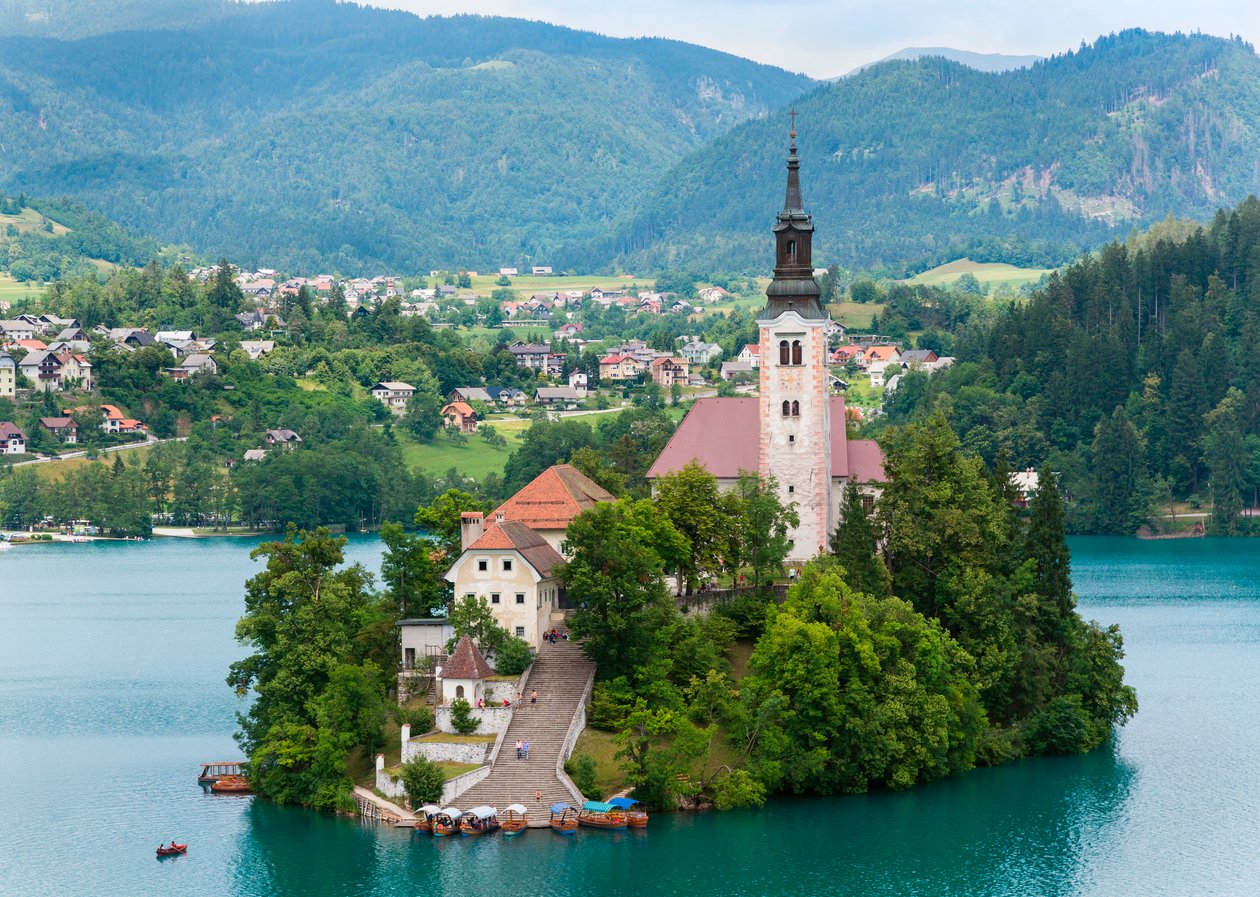 Bled, Slovenië. Kerk van de Tenhemelopneming, Bled Eiland door Unbekannt Unbekannt