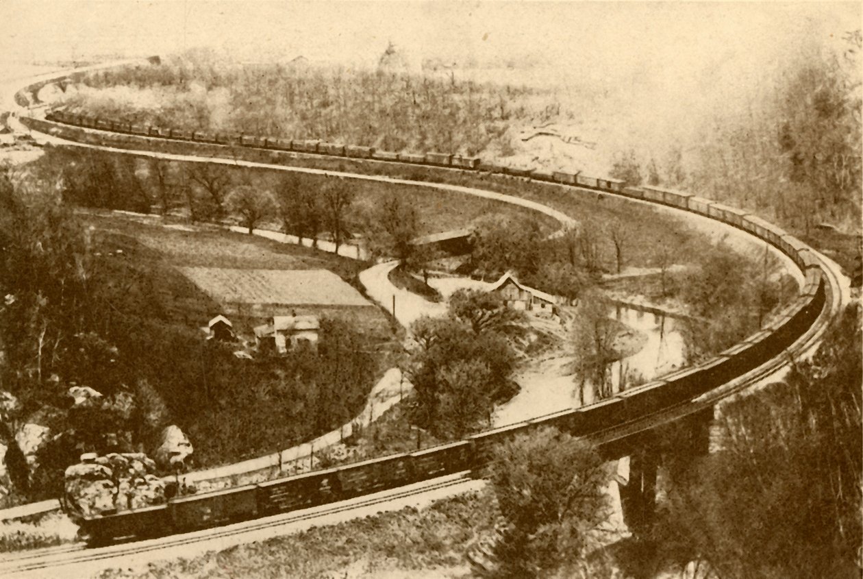 Een gigantische goederentrein van vierenvijftig wagens getrokken door één locomotief, Chicago en North West Railway, 193 door Unbekannt