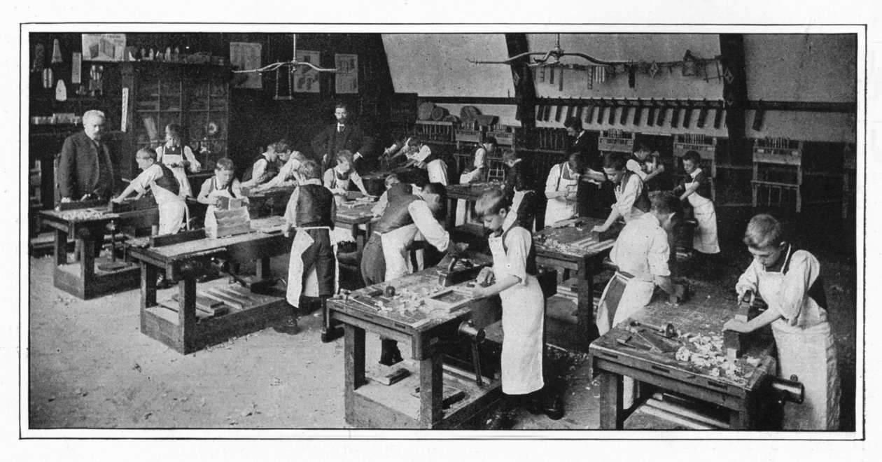 Een handvaardigheidscentrum: houtbewerking, Londen, c1900 1901 door Unbekannt