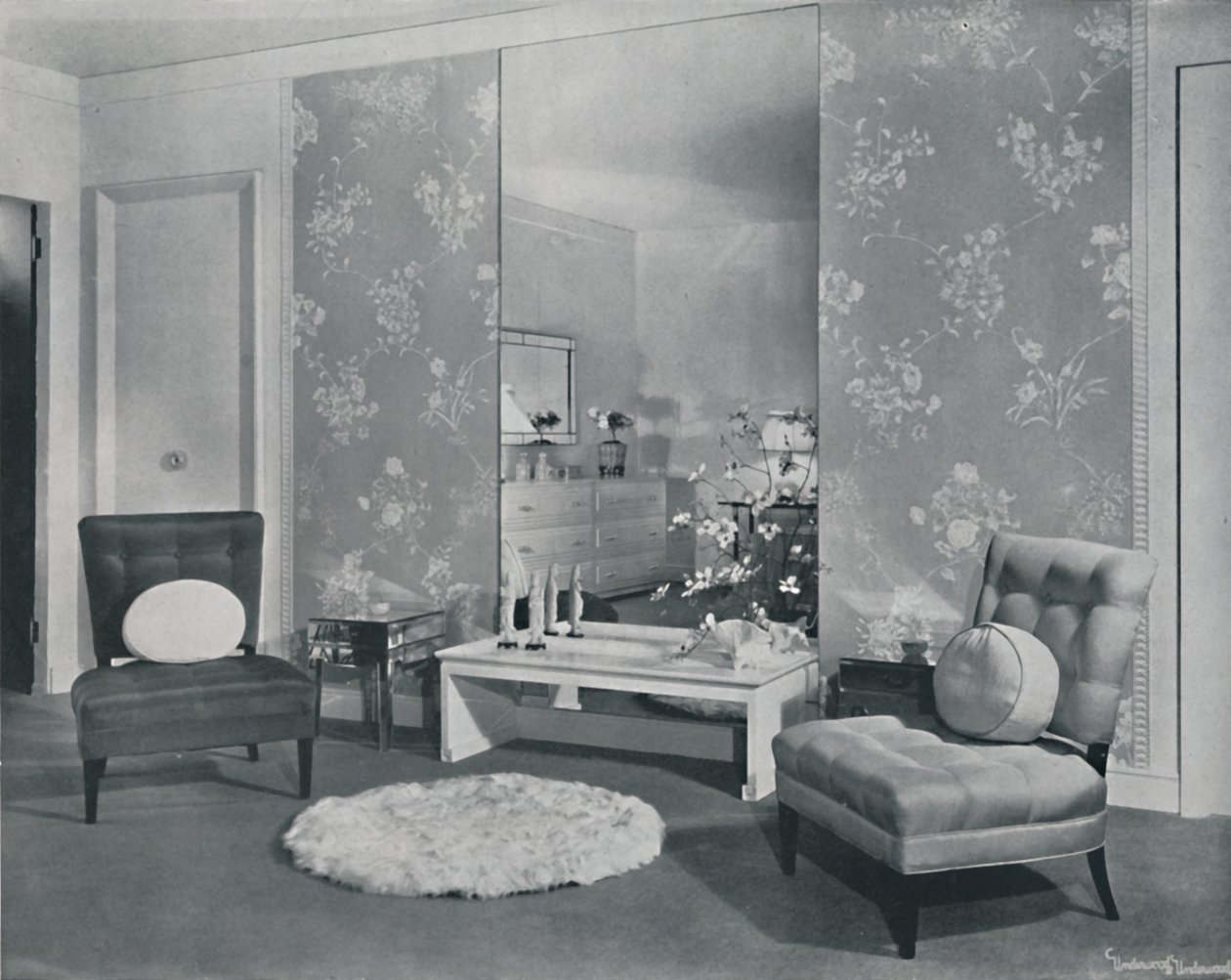 Een moderne slaapkamer geïnspireerd door de Chinezen, 1942 door Unbekannt