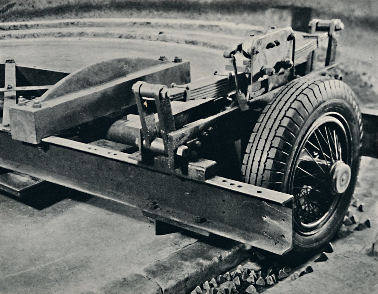 Een roadsterband onder test, 1937 door Unbekannt