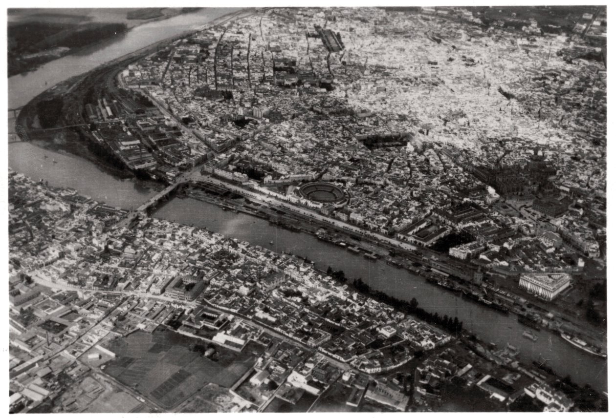 Luchtfoto van Sevilla, Spanje, vanuit een Zeppelin, 1929-1933 door Unbekannt