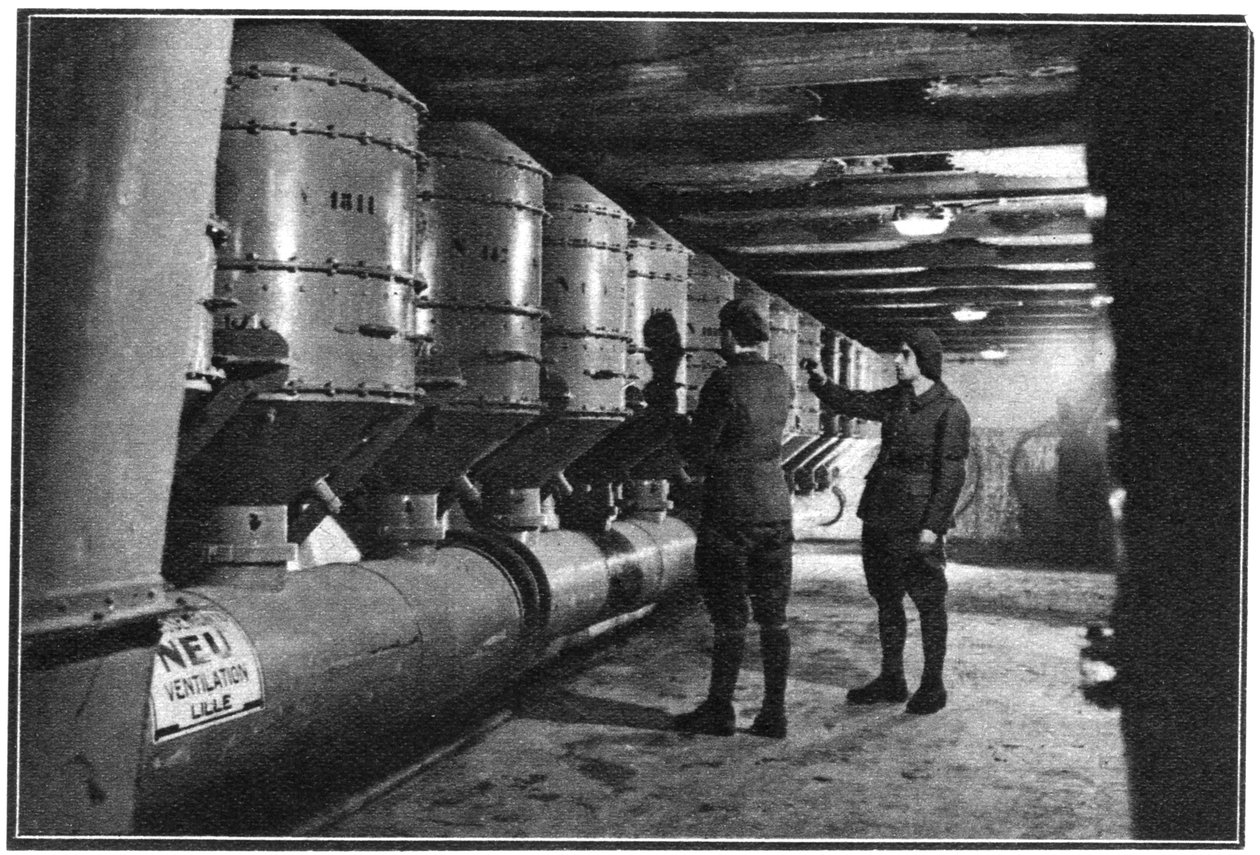 Luchtfilters, Maginotlinie, Frankrijk, 1939 door Unbekannt