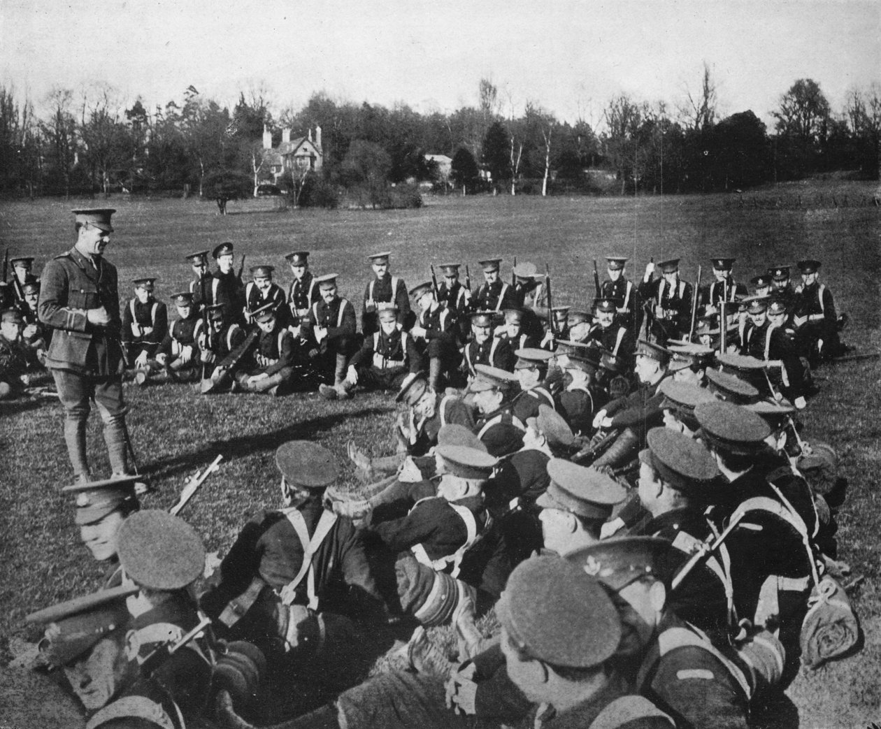 Een openluchtlezing in de parken, Oxford, 1915 door Unbekannt