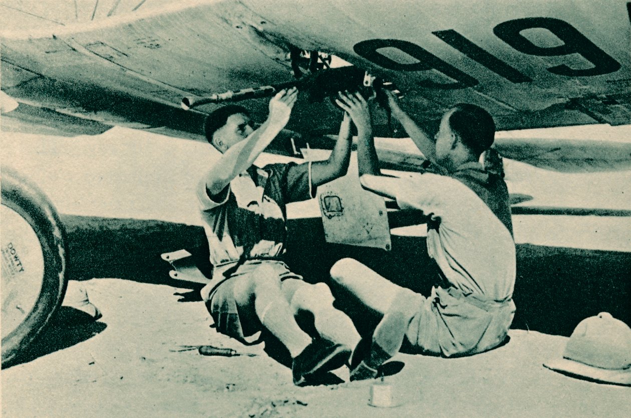 Bewapening sectie aan het werk, 1940 door Unbekannt