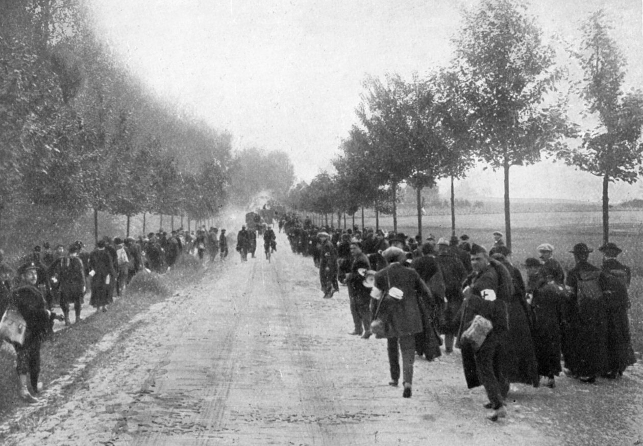 Belgen vluchten uit Termonde, Eerste Wereldoorlog, 1914, 1920 door Unbekannt