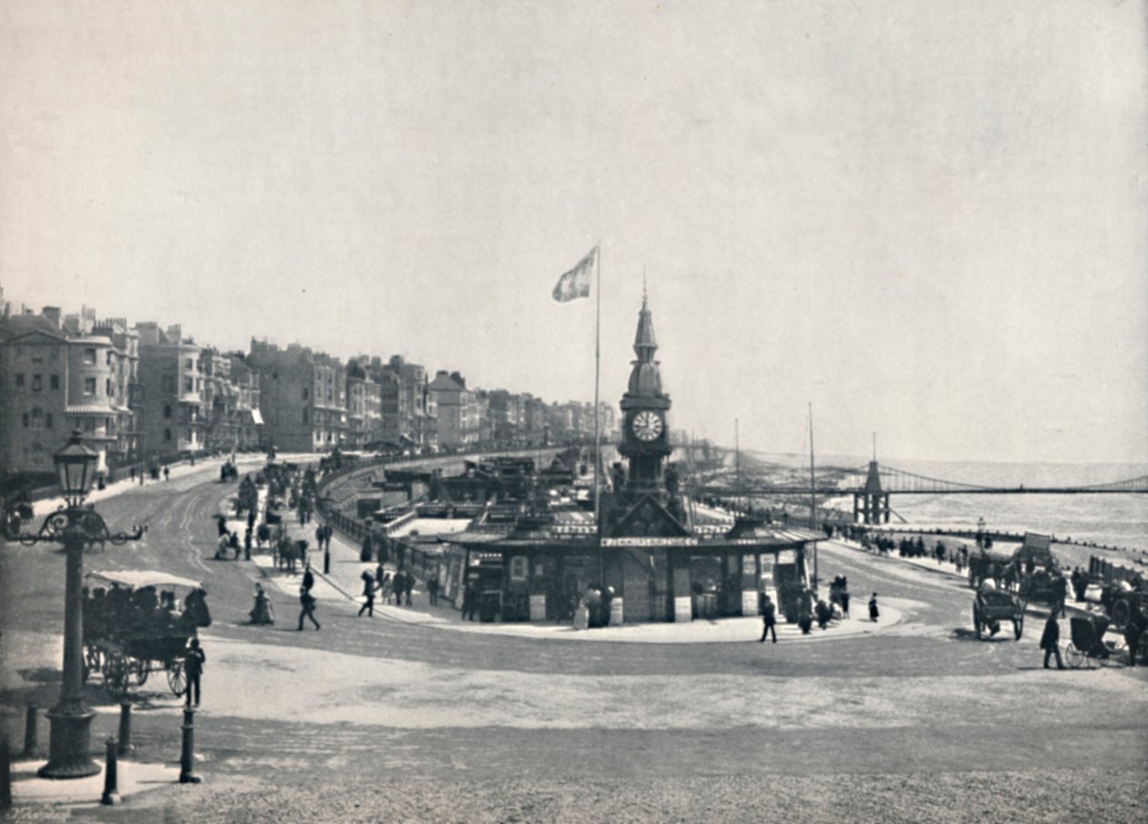 Brighton - Ingang van het Aquarium, met de Kettingpier, 1895 door Unbekannt