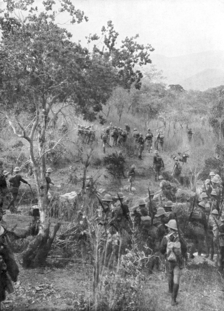 Britse troepen in de bush aan de grenzen van Duits Oost-Afrika, Eerste Wereldoorlog, 1915 door Unbekannt