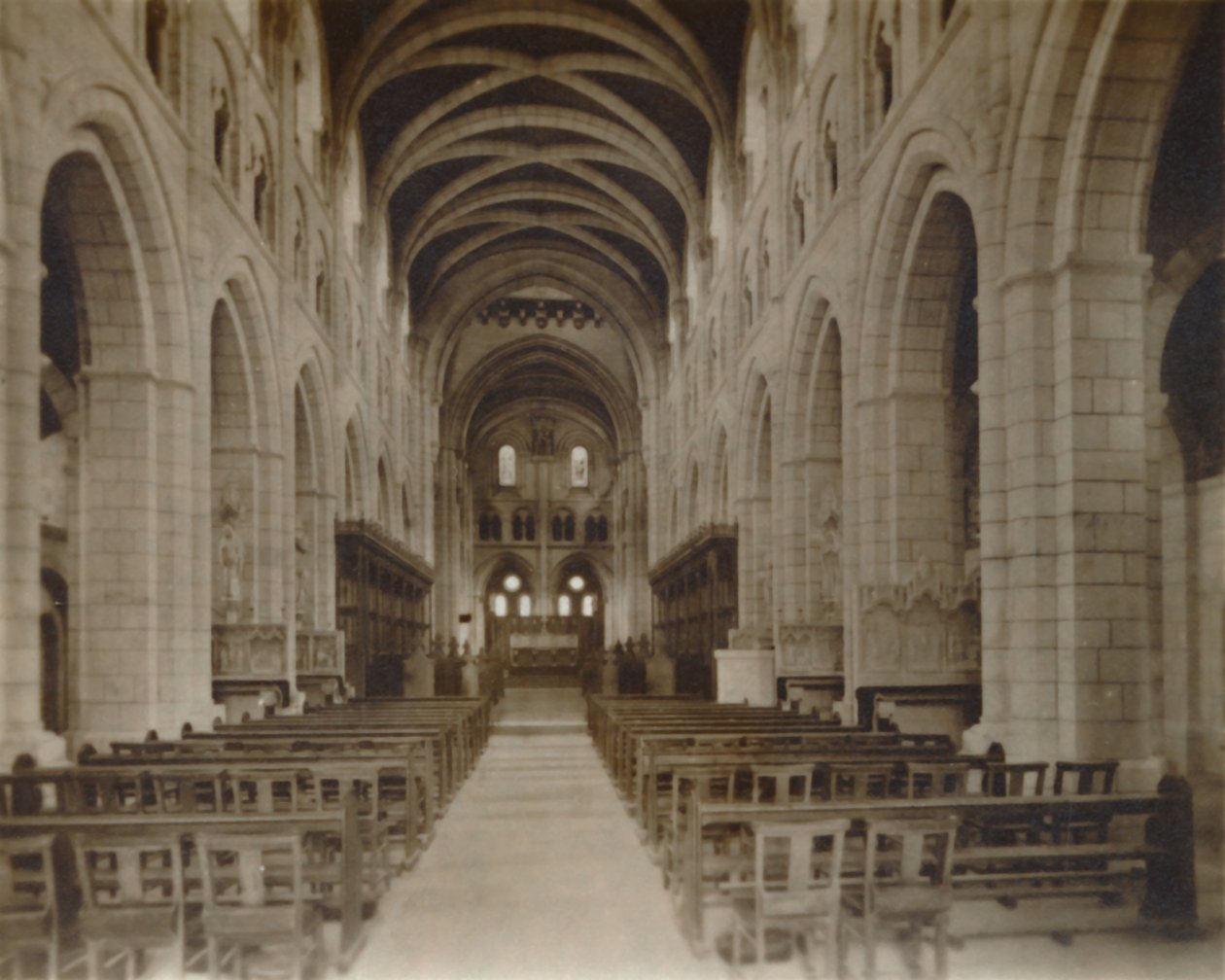 Buckfast Abbey Kerk, Interieur, eind 19e-begin 20e eeuw door Unbekannt