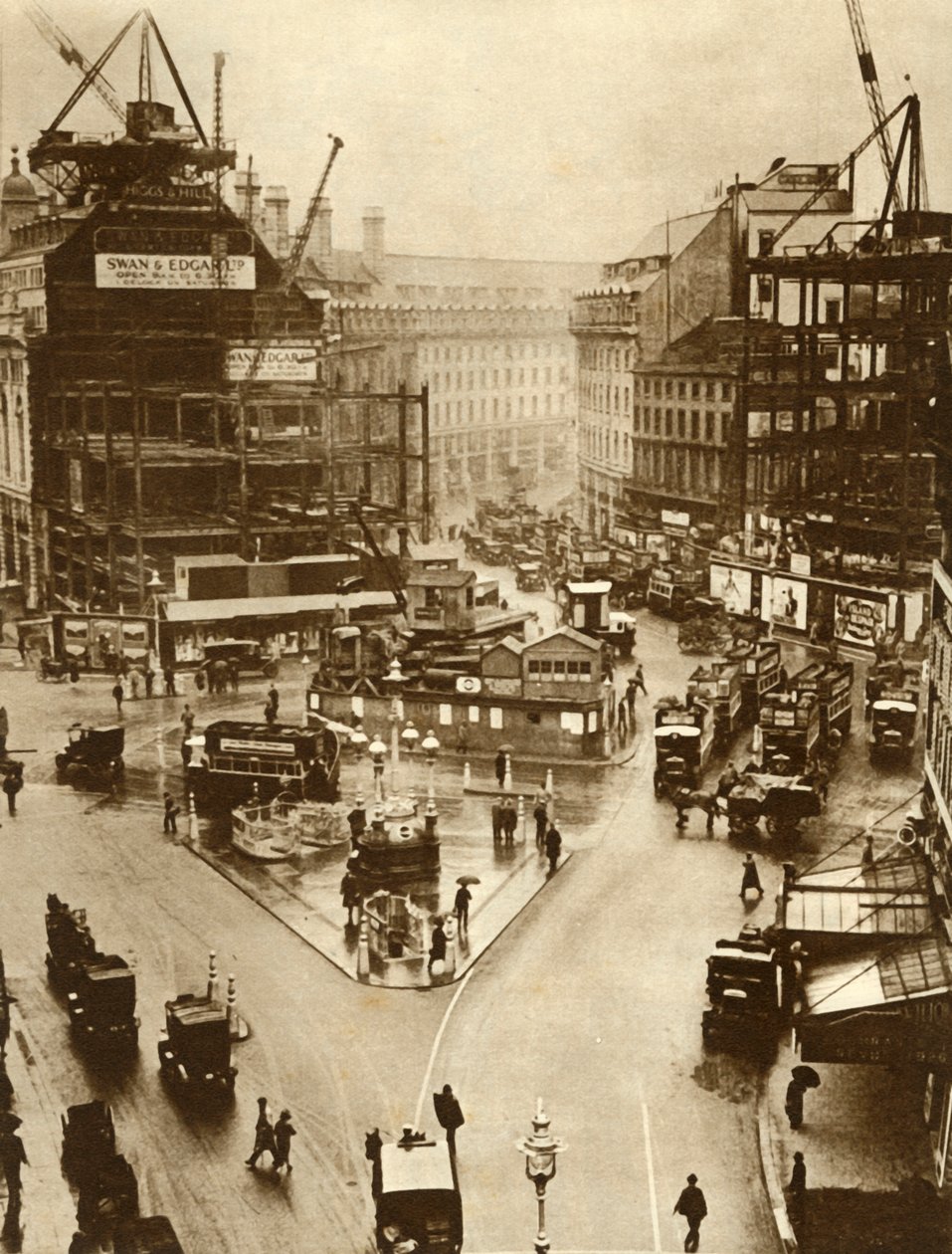 Bouwwerkzaamheden op Piccadilly Circus in Londen, 1926, 1935 door Unbekannt
