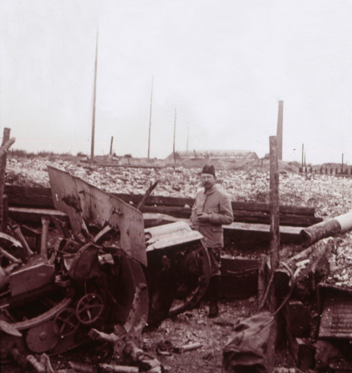 Vernietiging, Carency, Noord-Frankrijk, ca. 1914-1918 door Unbekannt