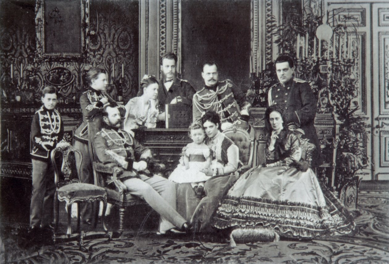 Familieportret van Tsaar Alexander II van Rusland door Unbekannt