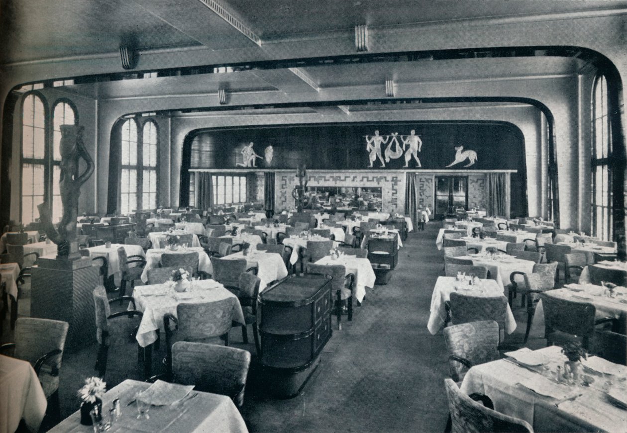 Eerste Klasse Eetzaal aan boord van Victoria, 1931 door Unbekannt