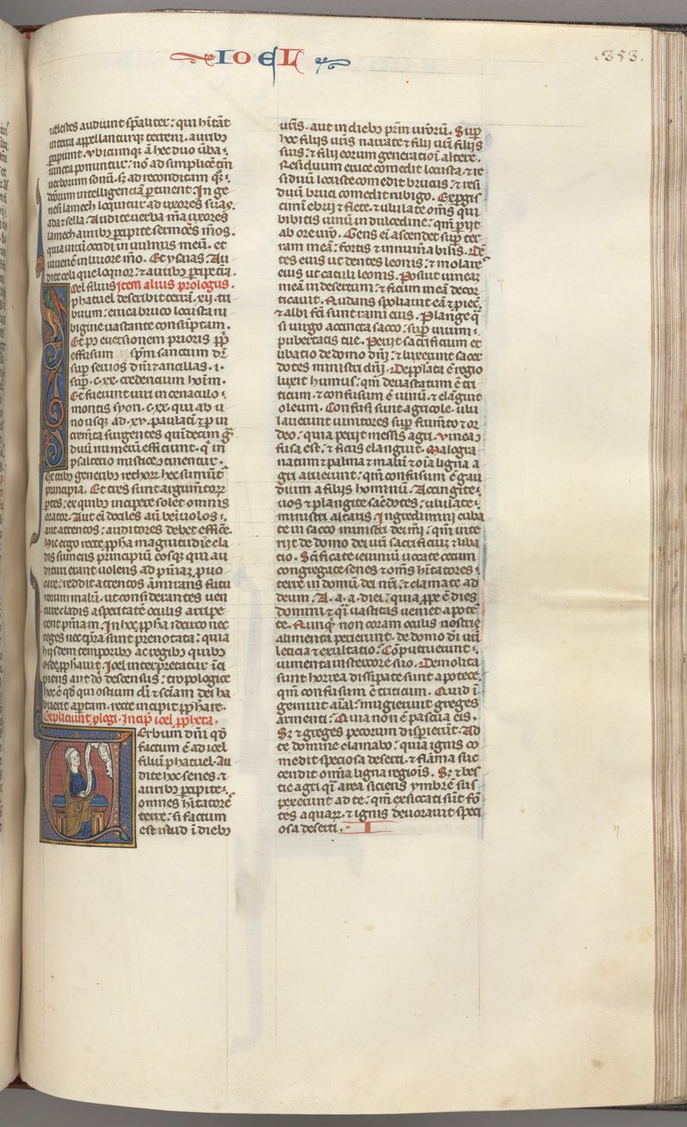 Fol. 353r, Joel, gehistorieerde initiaal V, Joel zittend met een rol, buste van God erboven, c. 1275-1300 door Unbekannt