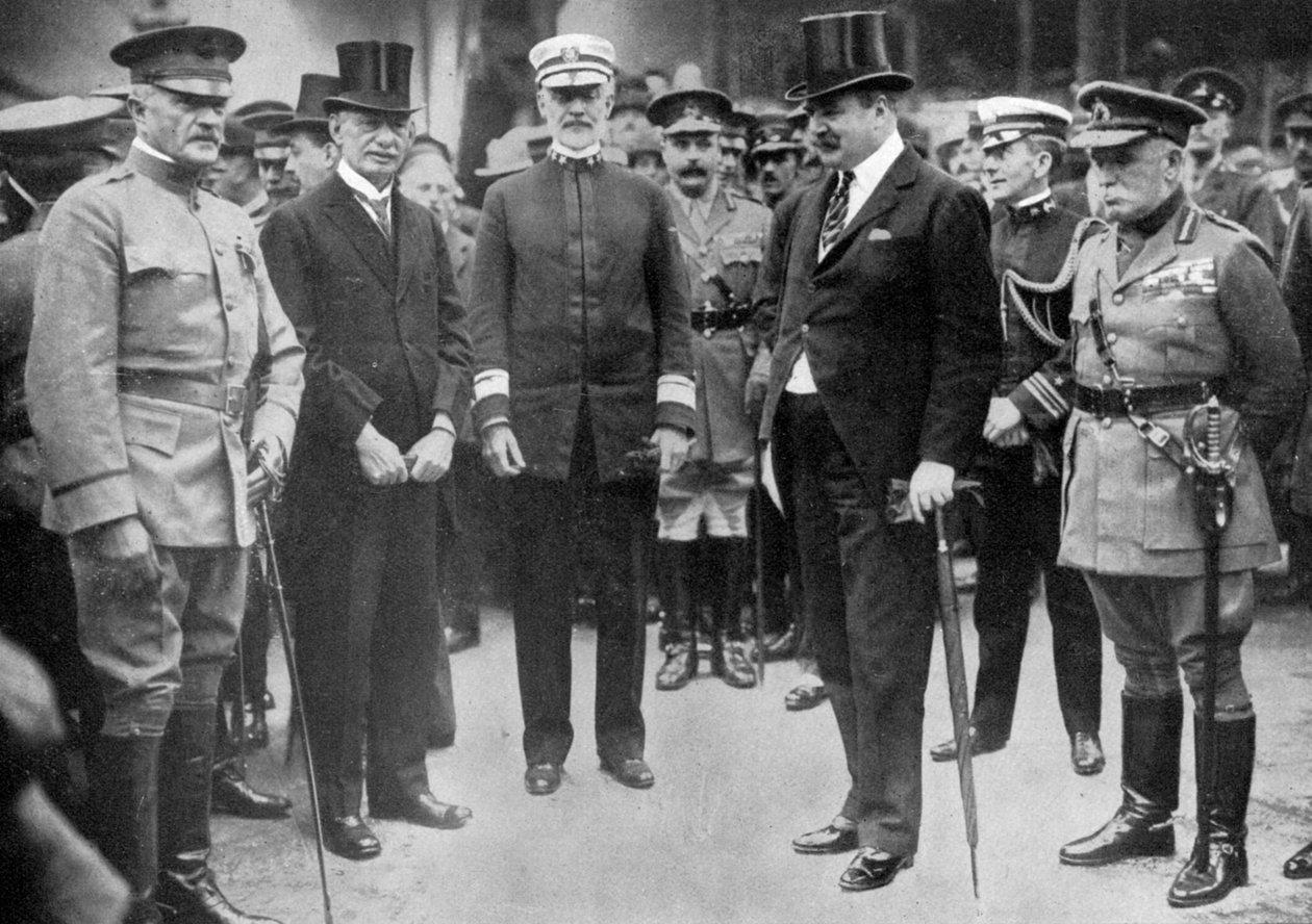 Generaal Pershing arriveert in Liverpool, 8 juni 1917, c1920 door Unbekannt