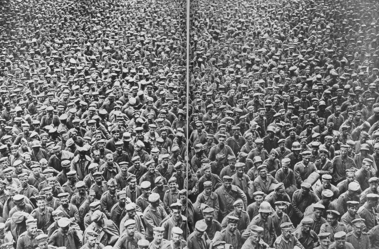 Duitse gevangenen gevangen door de 3e en 4e Britse legers, Somme, Frankrijk, 21-22 augustus, 1918 door Unbekannt