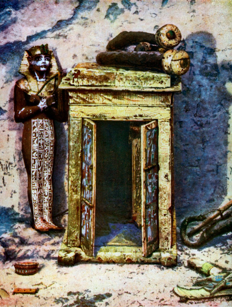 Gouden schrijn in de voorhal van het graf van Toetanchamon, Egypte, 1933-1934 door Unbekannt