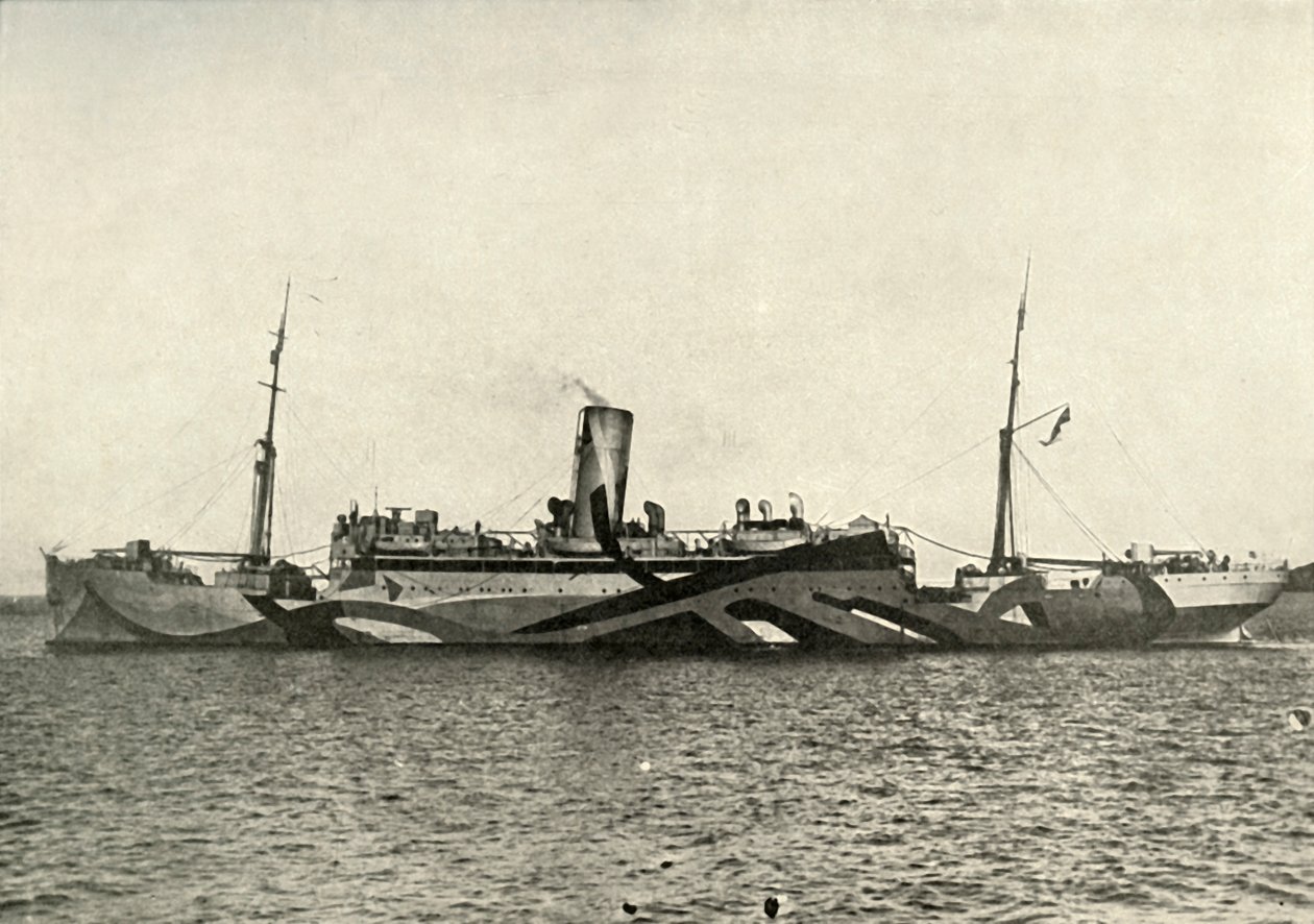 H.M. Auxiliary Cruiser Coronado gecamoufleerd, 1919 door Unbekannt