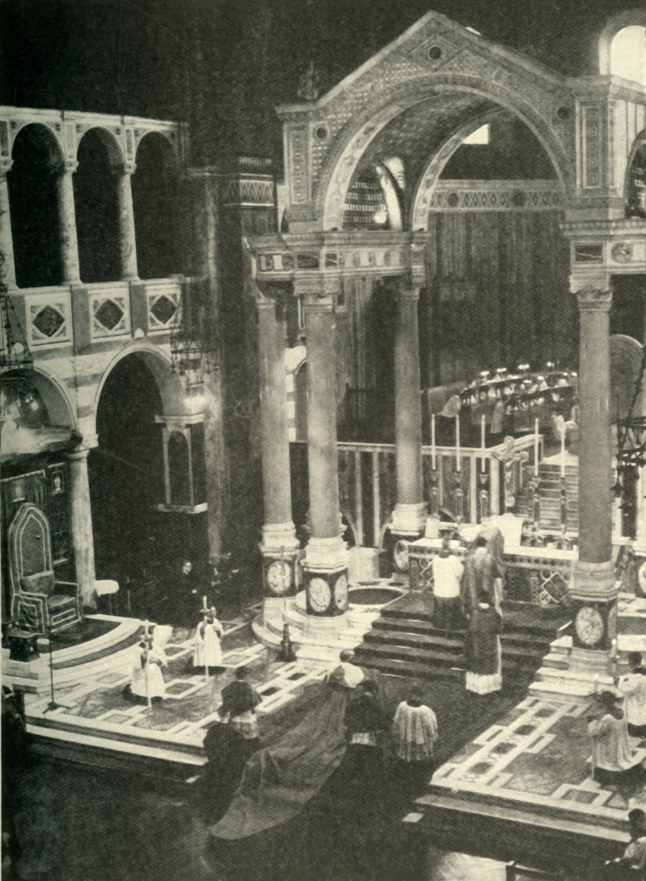 In de Westminster Cathedral, ca. 1948 door Unbekannt