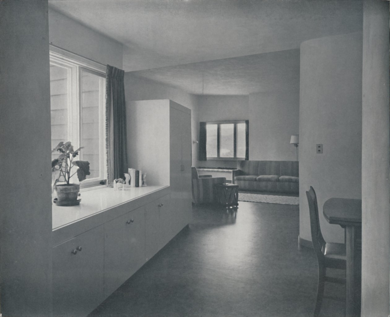 Interieur - Huis in Fairfax, Californië door Francis Ellsworth Lloyd door Unbekannt