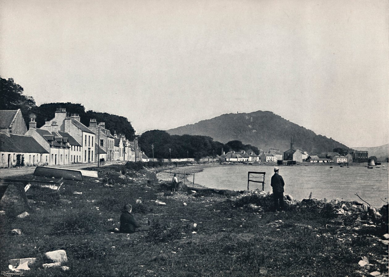 Inveraray - De Stad en de Heuvel van Duniquoich door Unbekannt