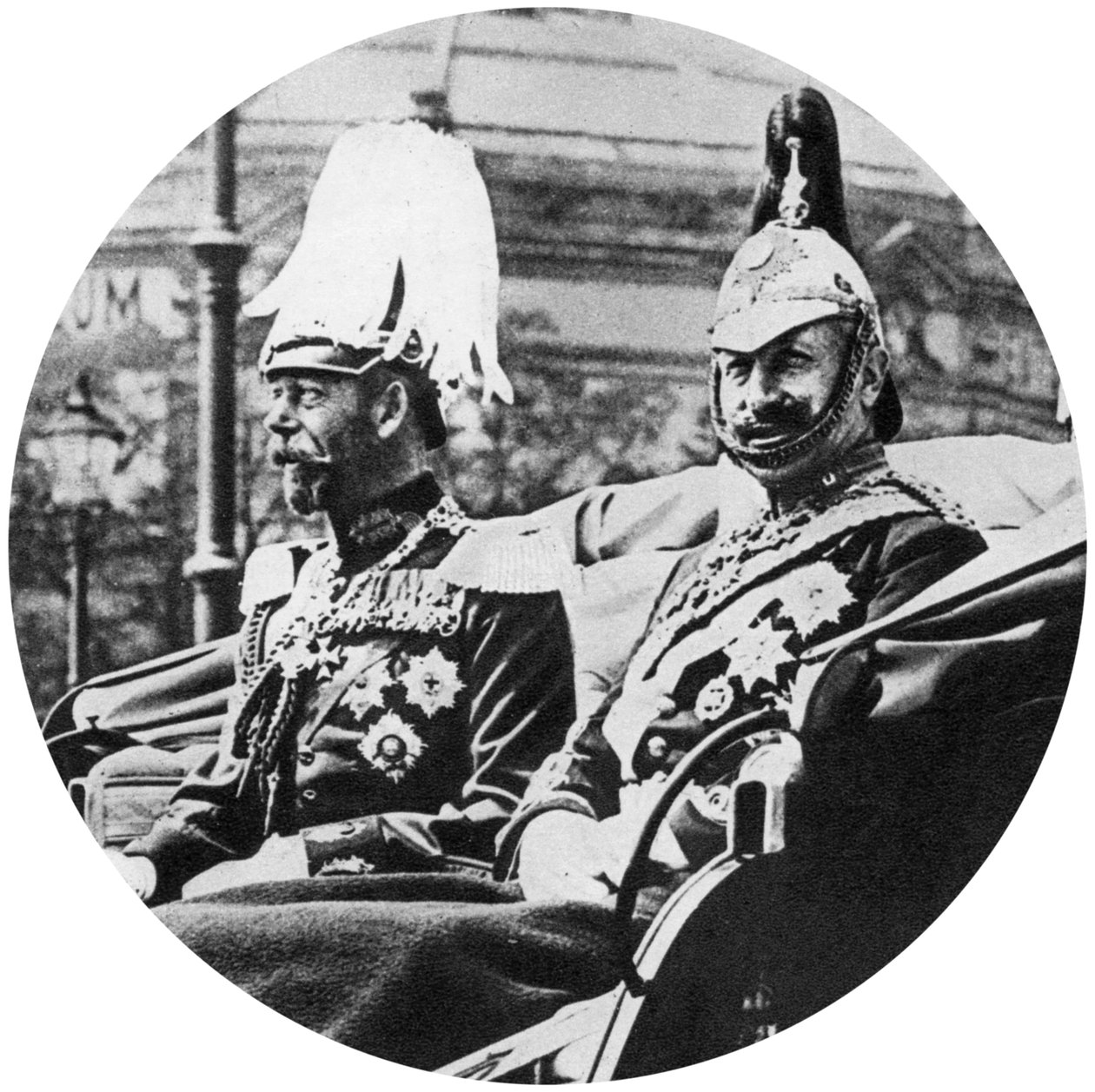 Koning George V van Groot-Brittannië en de Duitse Keizer, Berlijn, 1913 door Unbekannt