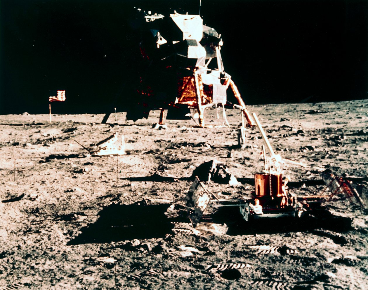 Bemande ruimtevlucht, VS, Apollo 11 maanexperimenten door Unbekannt