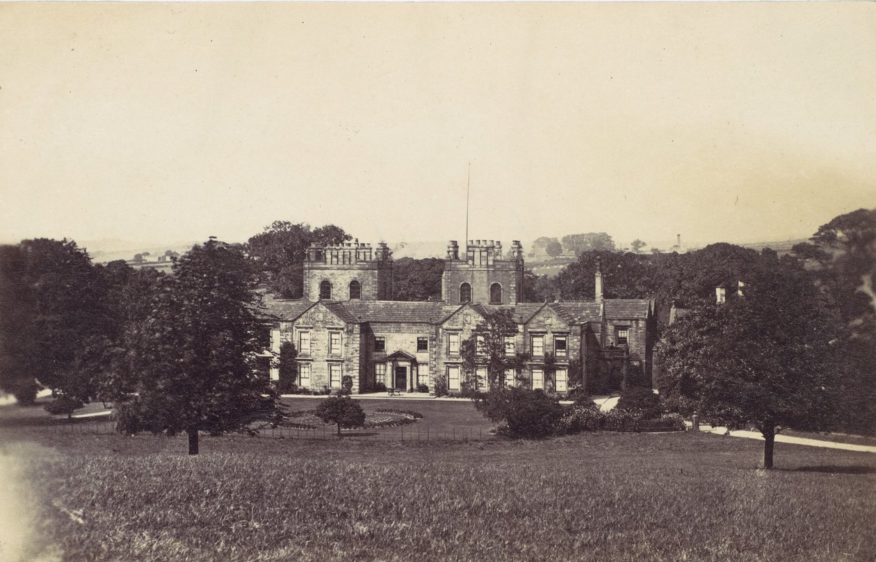 Herenhuis met twee torens gezien vanaf het terrein, 1860s door Unbekannt