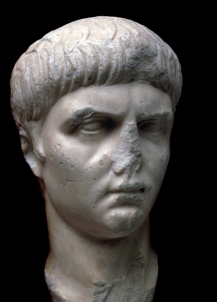 Marmeren portretbuste van de Romeinse keizer Nero, 1e eeuw door Unbekannt