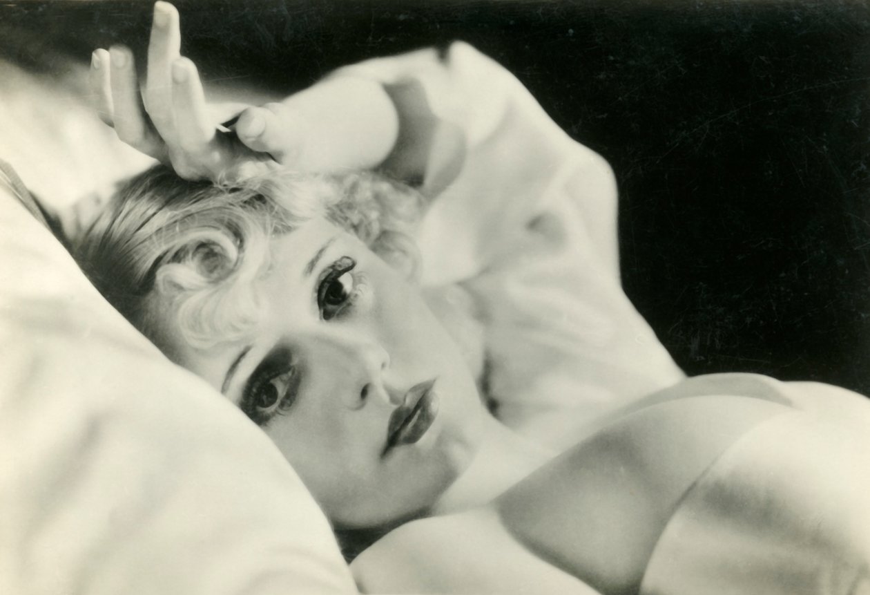 Marie Wilson, 1938 door Unbekannt