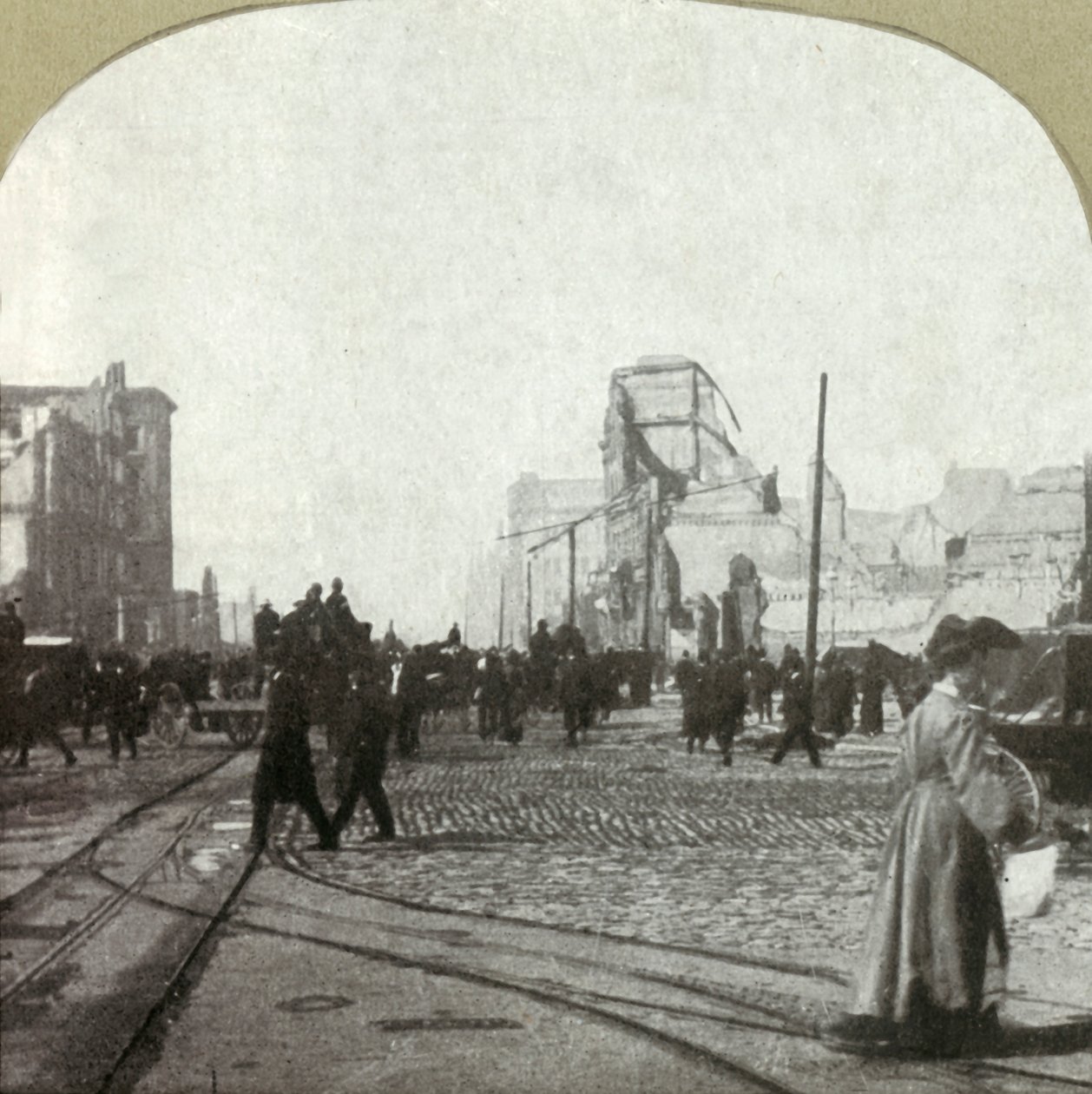 Market St. vanaf het veerbootdepot - Chronicle en Call gebouwen in de verte, 1906 door Unbekannt