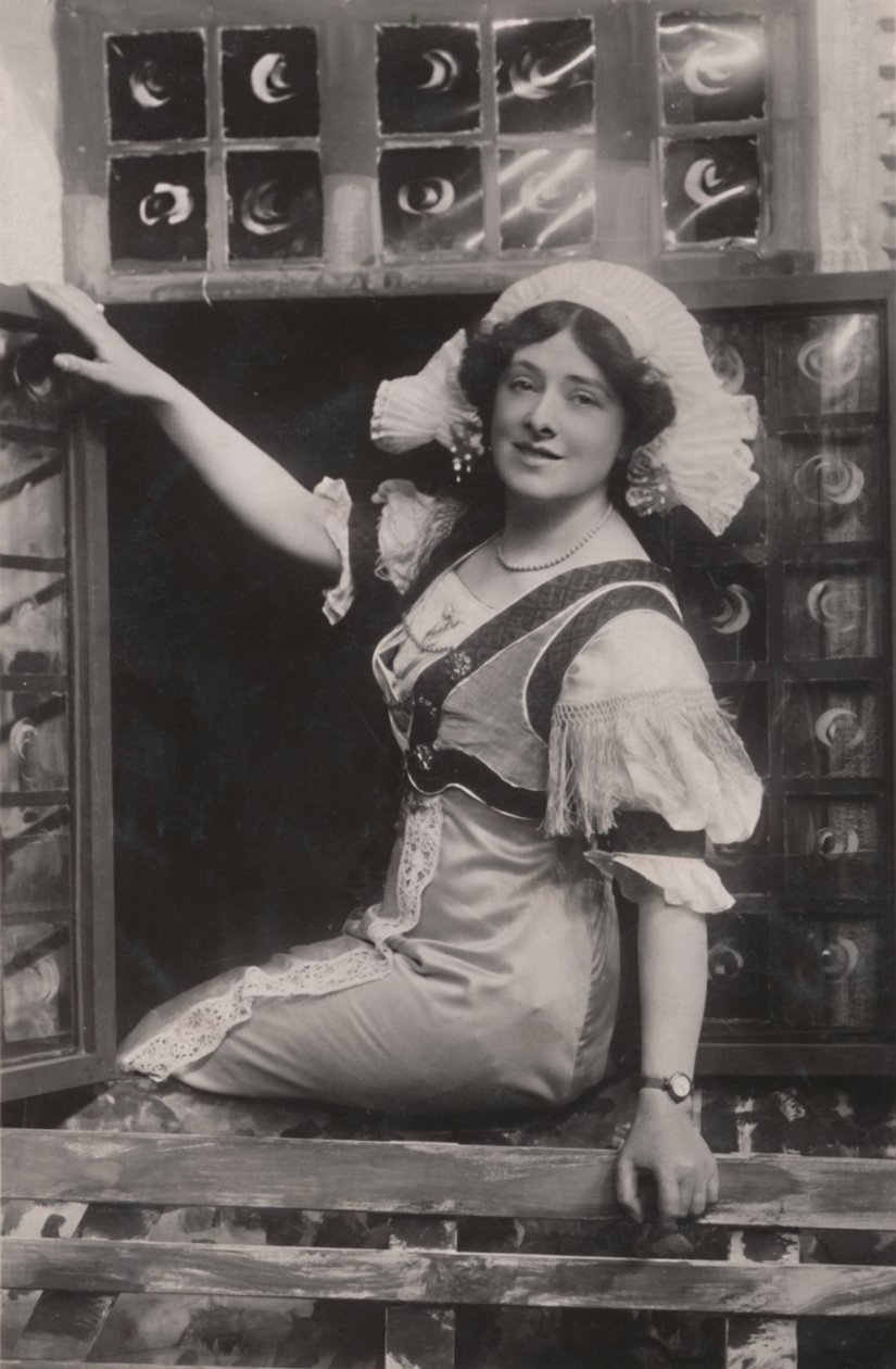 Miss Isabel Jay, 1879-1927, als Christine in Dear Little Denmark, ca. 1909 door Unbekannt