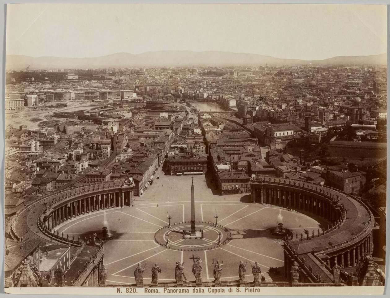 Panorama vanaf de Koepel van S. Pietro, Rome, ca. 1860s door Unbekannt