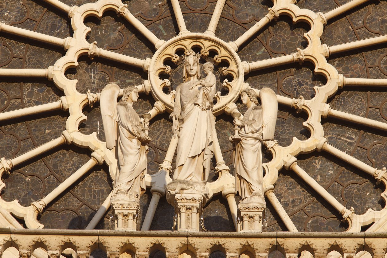 Notre Dame kathedraal westvleugel: Maagd en kind en engelen, Parijs, Frankrijk door Unbekannt