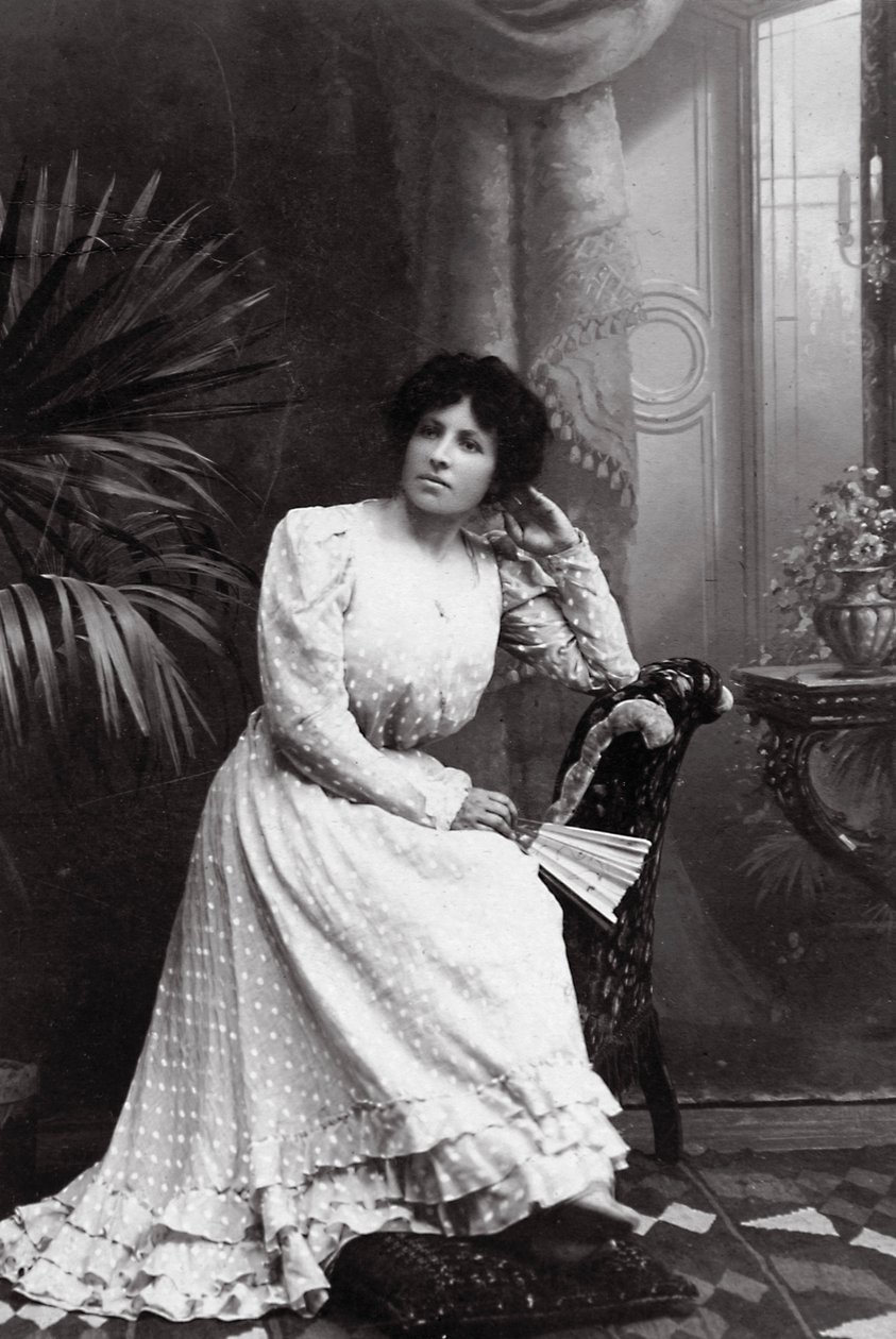 Portret van Antonina Dronk, ca. 1900-1908 door Unbekannt