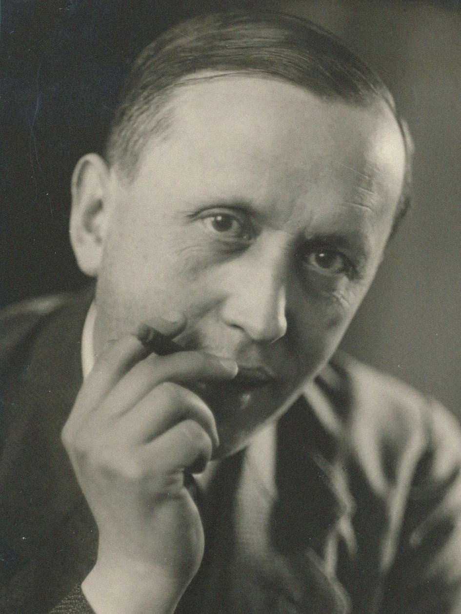 Portret van Karel Capek 1890-1938, c. 1930 door Unbekannt