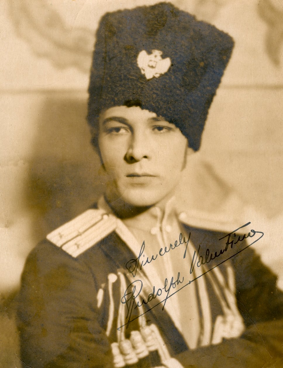 Rudolph Valentino 1895-1926, Italiaanse acteur, ca. 1920s door Unbekannt