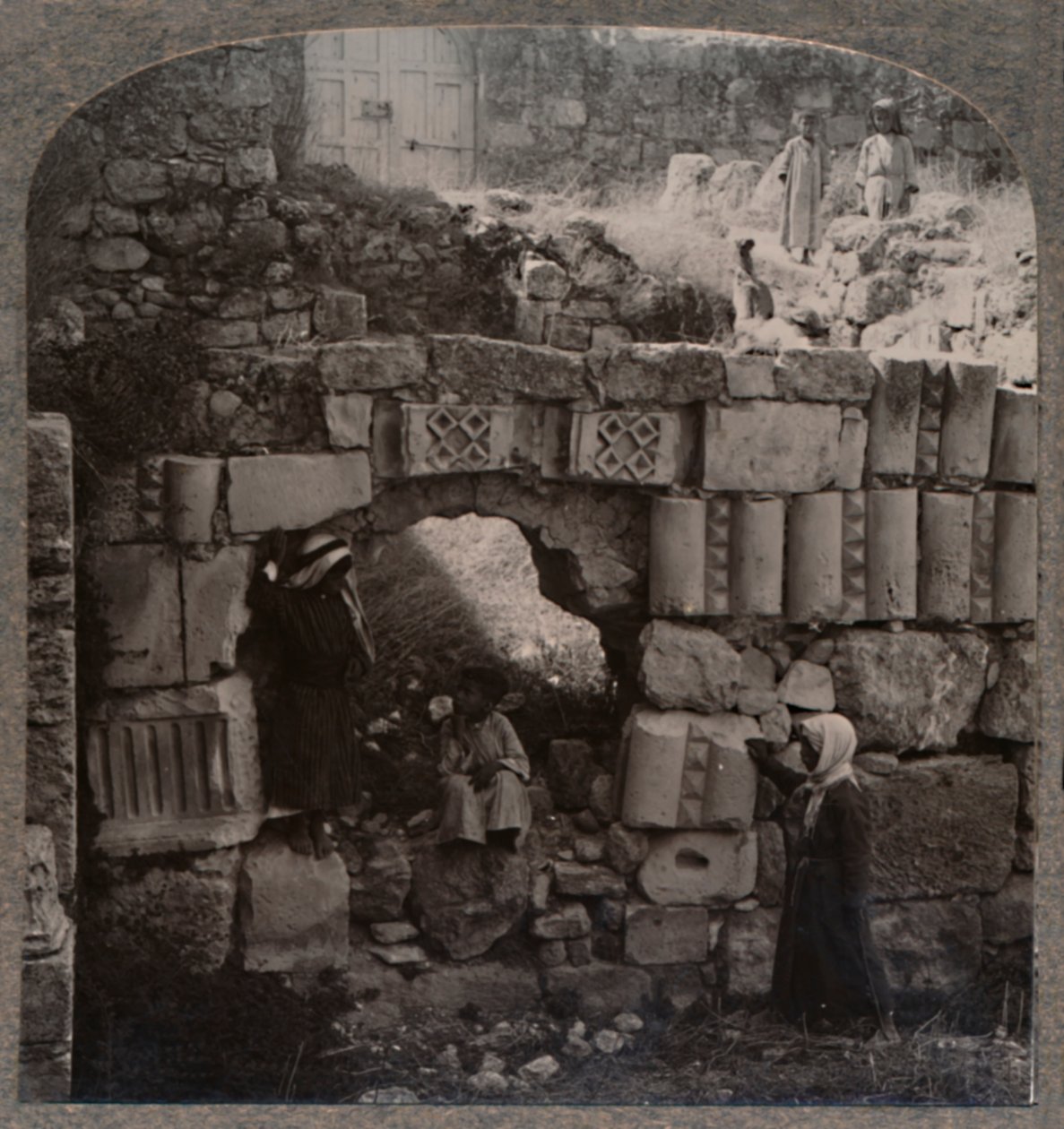 Ruïnes van het Huis van Lazarus, ca. 1900 door Unbekannt