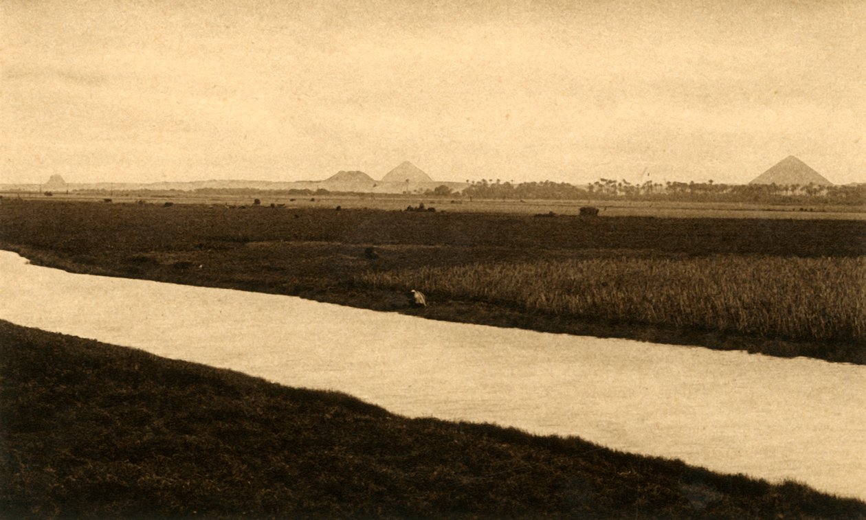 Saqqara - De Piramides van Dashur, ca. 1918-ca. 1939 door Unbekannt