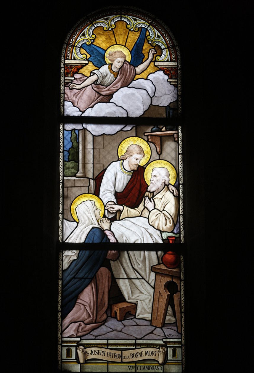 Glas-in-lood in de Notre Dame du Rosaire katholieke kerk: Sint Jozef, patroonheilige van de dood, Saint-Ouen, Frankrijk door Unbekannt