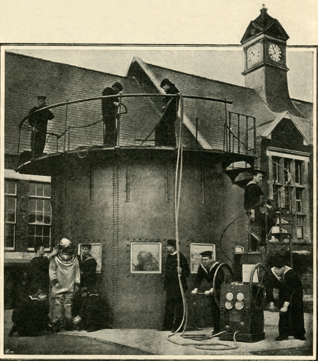 De duiktank in Portsmouth waar duikers worden getraind, 1901 door Unbekannt