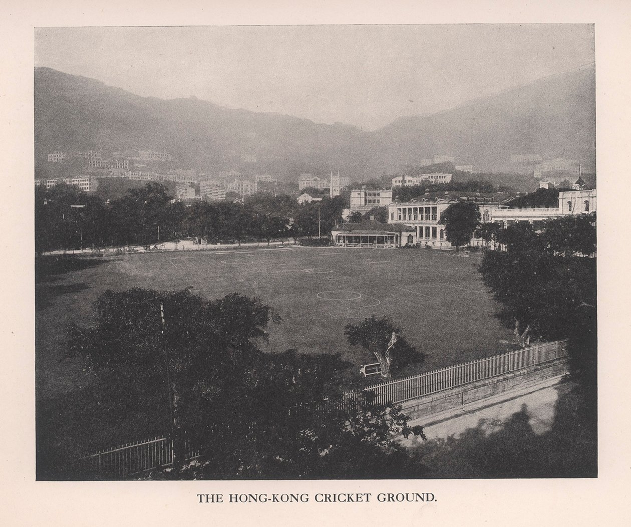 Het Hong Kong Cricket Ground, 1912 door Unbekannt