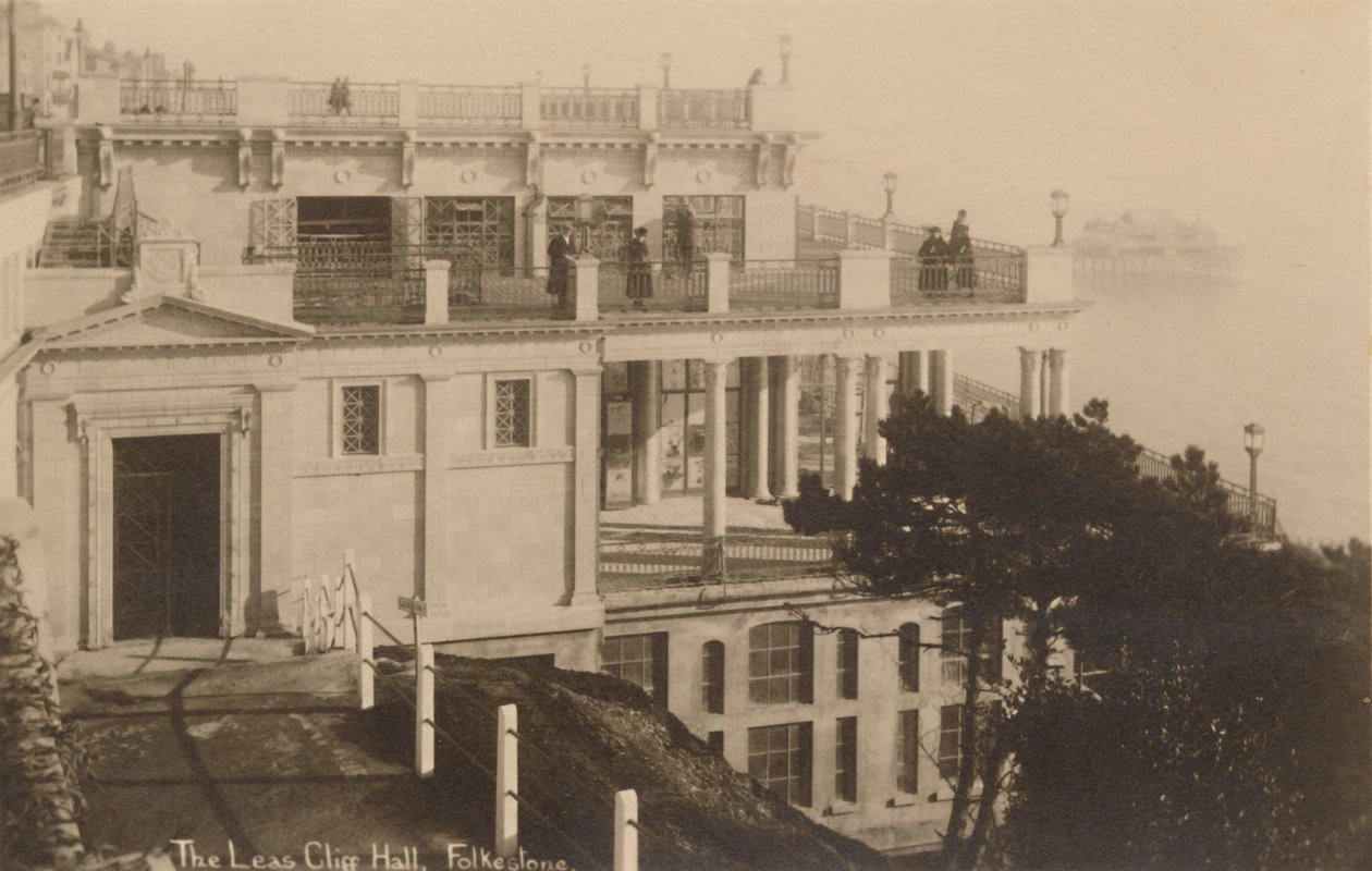 The Leas Cliff Hall, Folkestone, eind 19e-begin 20e eeuw door Unbekannt