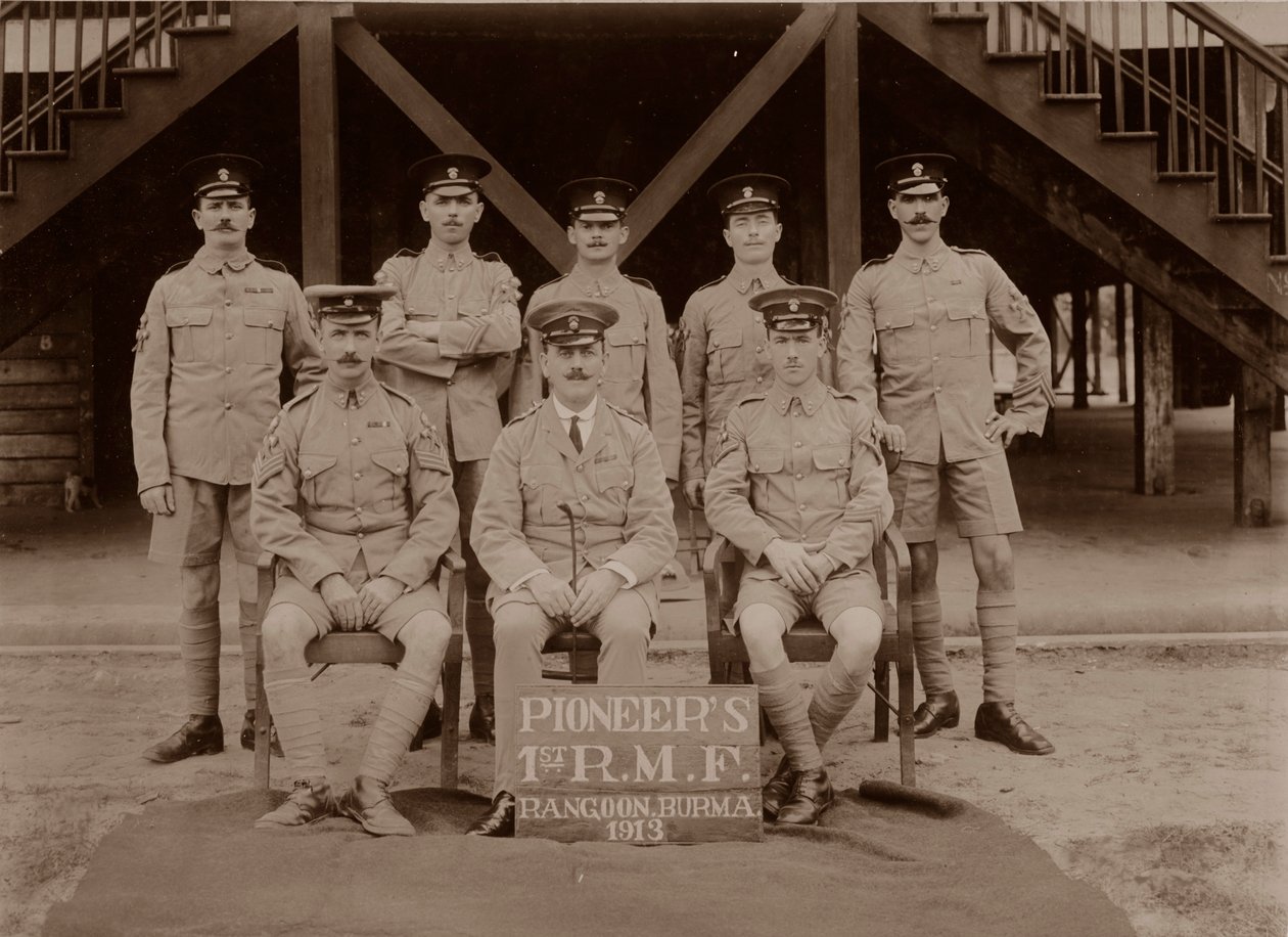 De pioniers van de 1e Royal Munster Fusiliers, Rangoon, Birma, 1913 door Unbekannt
