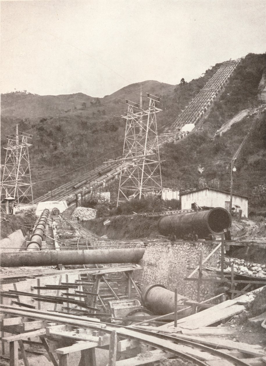 De Pijpen bij Riberao das Lages: Rio Light and Power Works door Unbekannt