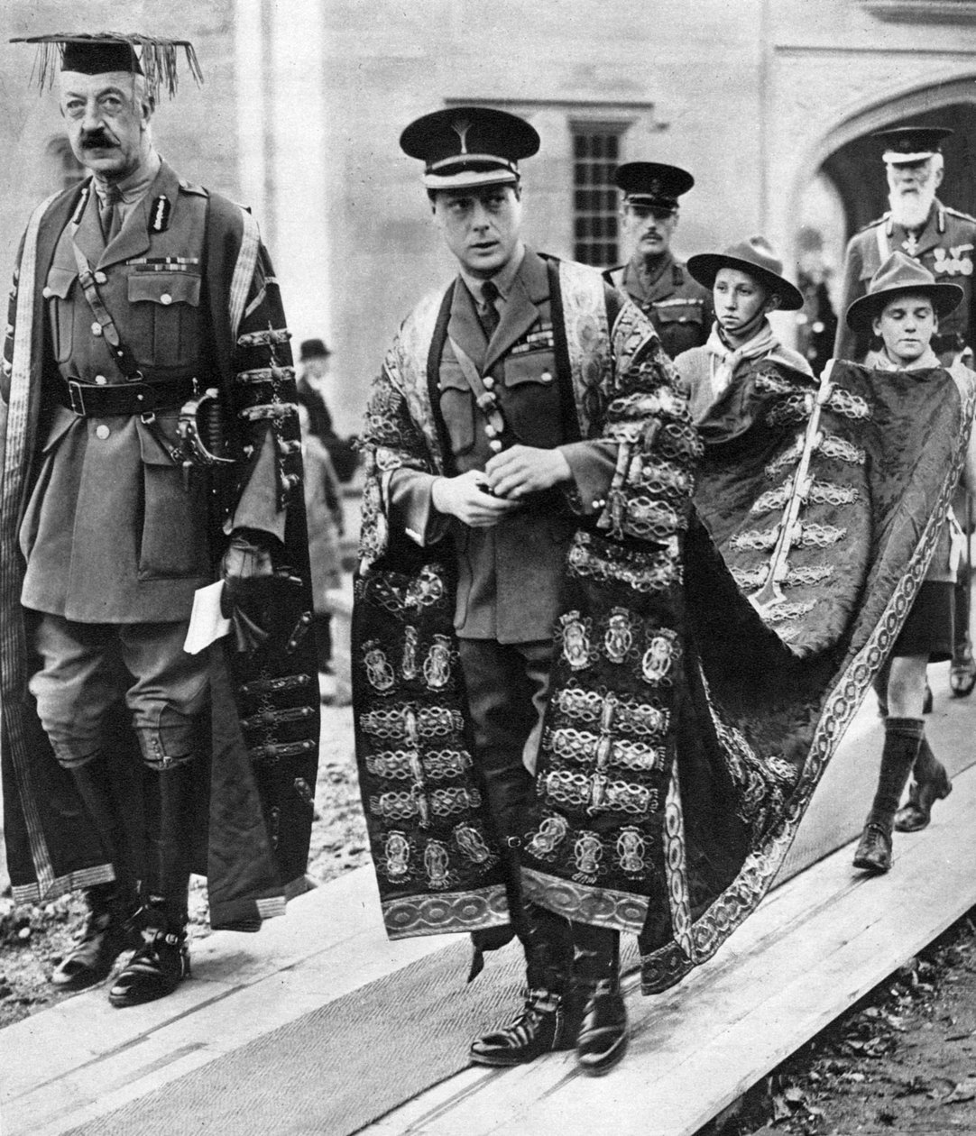 De Prins van Wales als kanselier van de Universiteit van Wales, Bangor, 1923 door Unbekannt