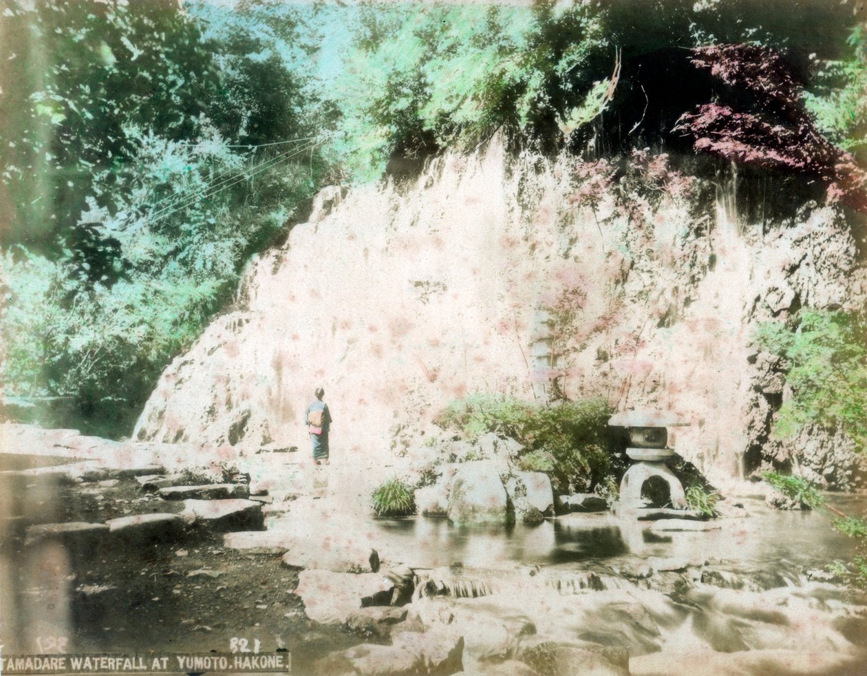 De Tamadare Watervallen, Yumoto, Hakone, Japan door Unbekannt